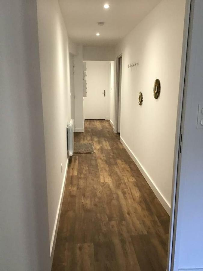 Magnifique T4 avec terrasse à Saint-Nectaire - 8 pers Apartamento Exterior foto